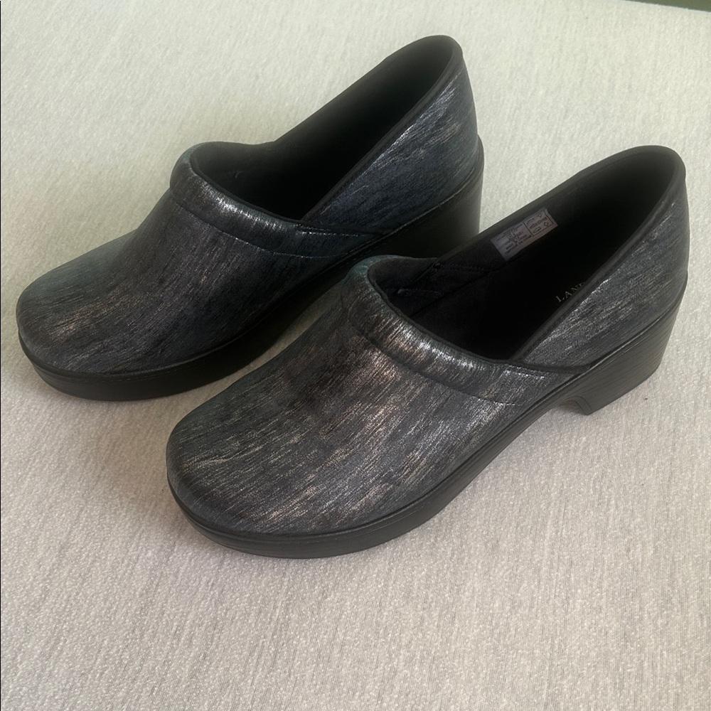 Lands' End Metallic Grey Blue Clogs Size 11 D